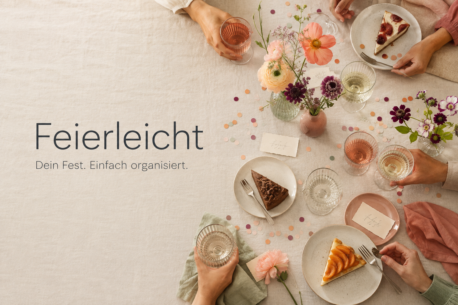 Liebevoll gedeckter Festtisch mit Blumen, Kuchen und Freunden